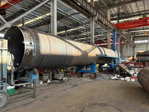 Gigant aylanadigan korpus trubkasi muvaffaqiyatli yetkazib berildi